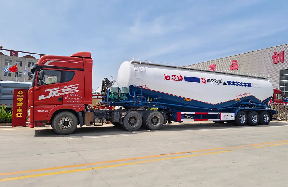 Tongya Trailer–Powder Tank Truck