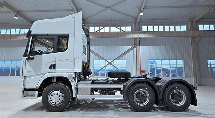 Shacman X5000 6×4 Trailer Truck