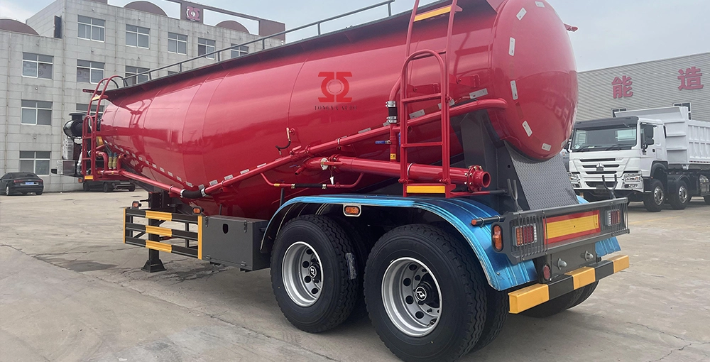 bulk cement tanker
