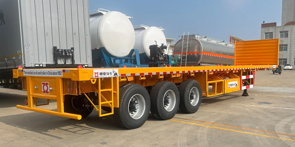 Flatbed Semi Trailer with Ladder