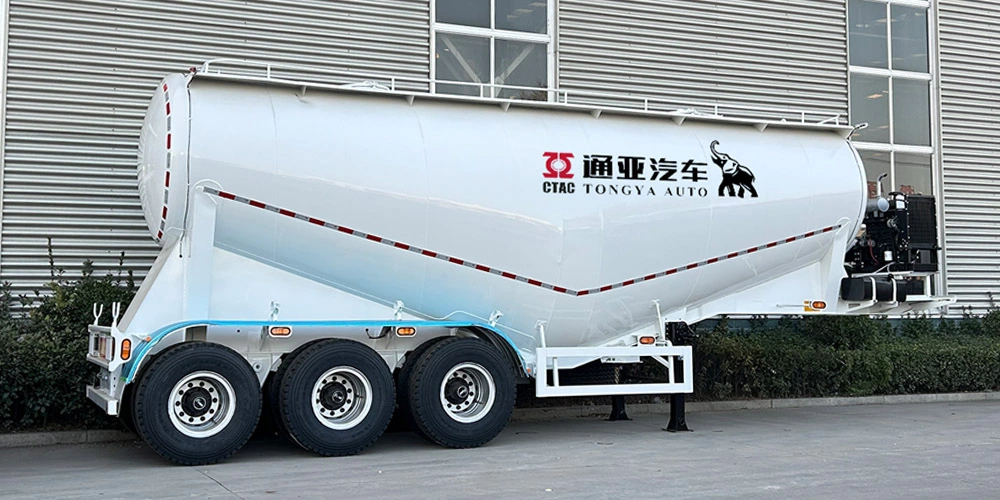 Bulker Cement Truck Transporter